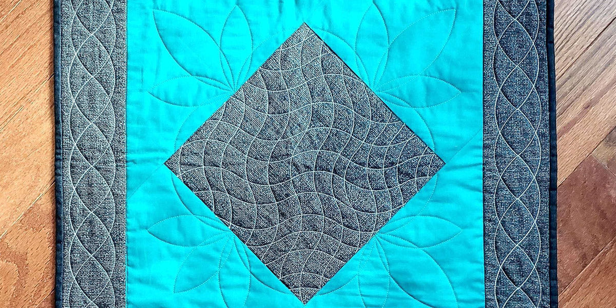 Curvy Quilting Table Topper
