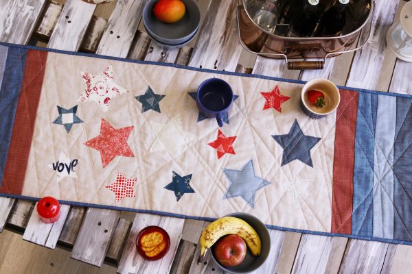 Sparkler Table Runner Project