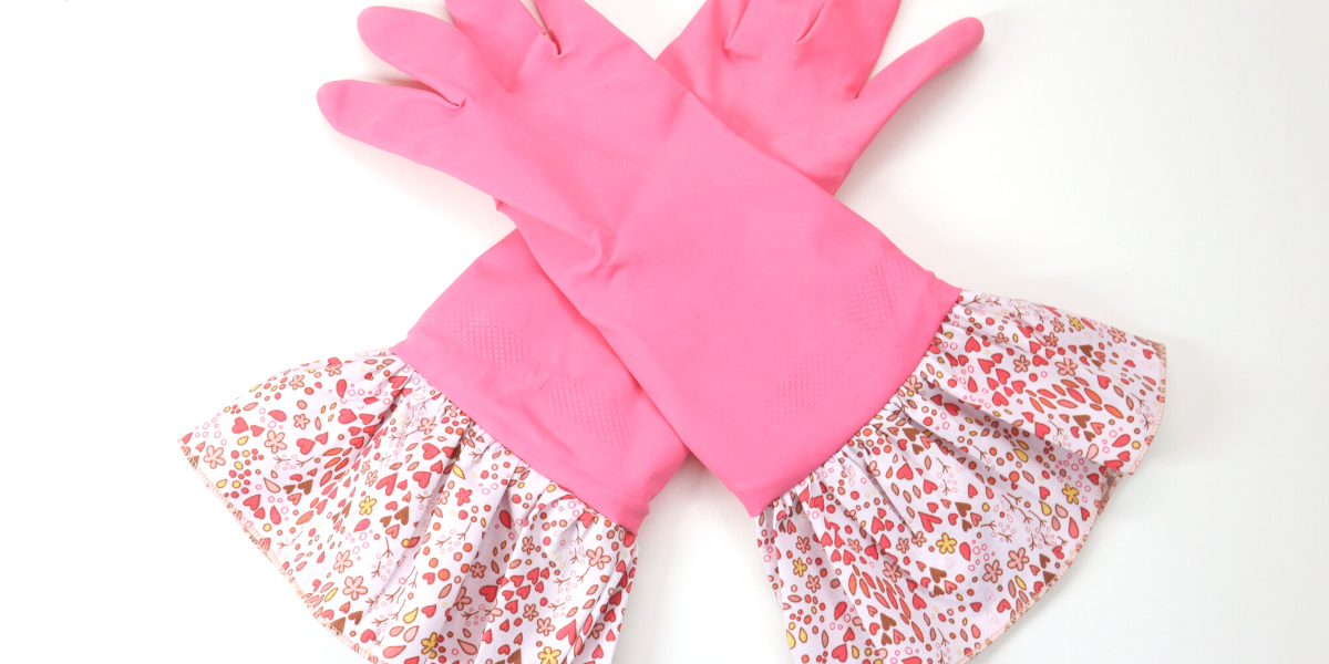 Making decorative cleaning gloves