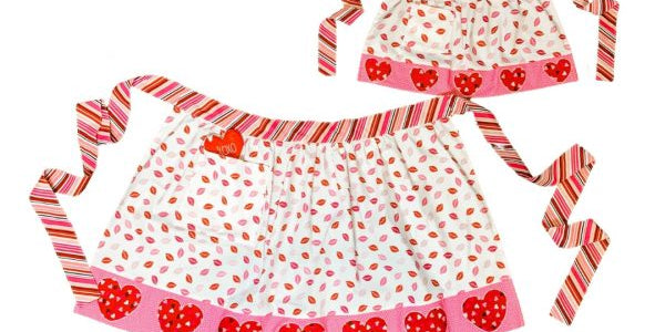 Sew Mommy & Me Valentine's Day Aprons