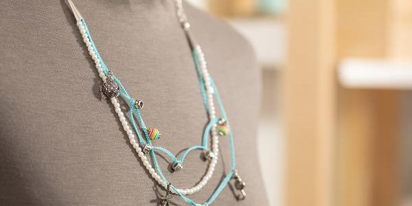 Making overlocker jewelry