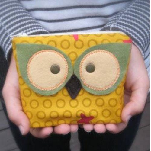 Cut Loose Press - Owl Coin Purse Pattern CLPHVA003