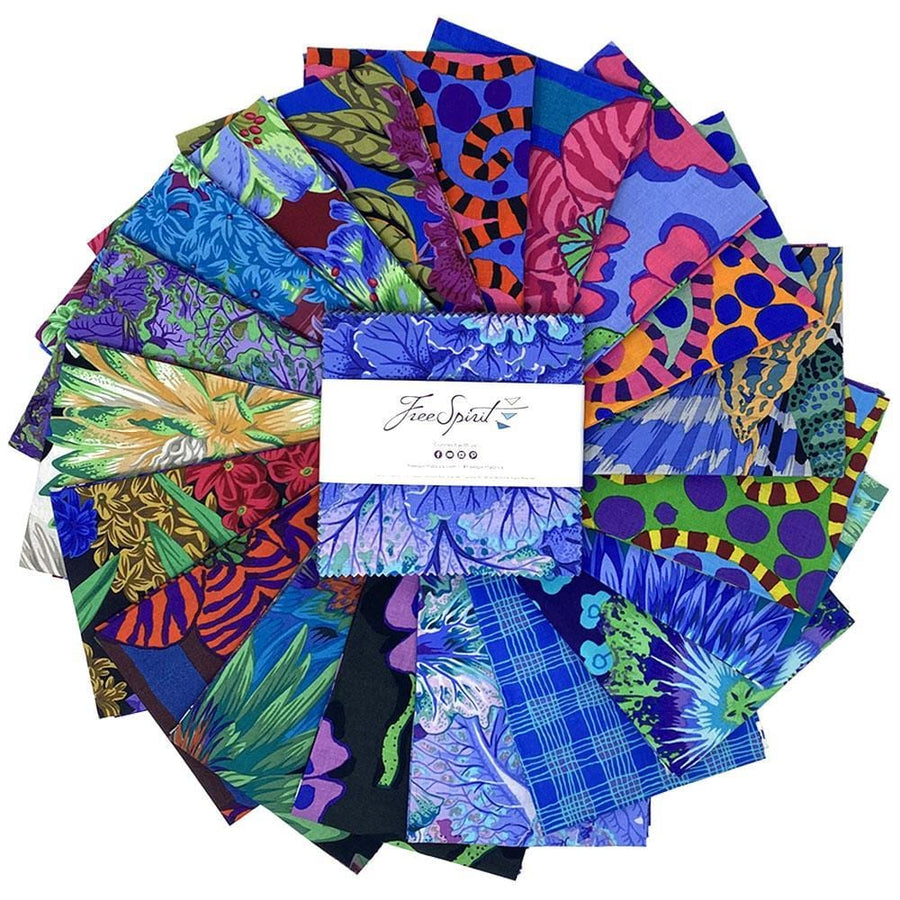 Kaffe Fassett Collective August 2023 - 5" Charm Pack Cool FB6CPGP.CAUG23