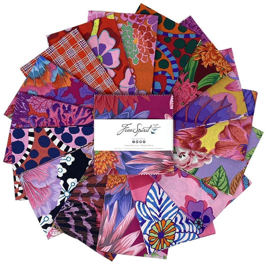 Kaffe Fassett Collective August 2023 - 5" Charm Pack Hot FB6CPGP.HAUG23