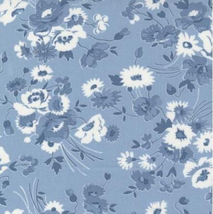 Moda - Nantucket Summer - Somerset Florals Light Blue 55260-24