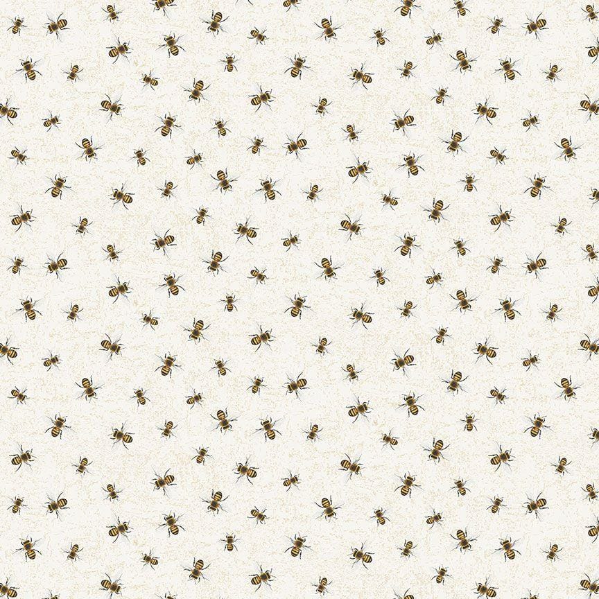 Bee & Bee Kind - Flying Bees Cream BEE-CD3264CRM