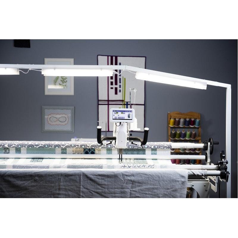 Handi Quilter - HighLight 8/10 Handi Quilter 